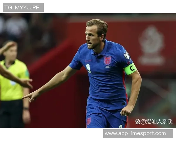 法兰克福主帅强调团队防守凯恩需坚定赢球信念全力以赴 法兰克福主帅强调团队防守凯恩需坚定赢球信念全力以赴