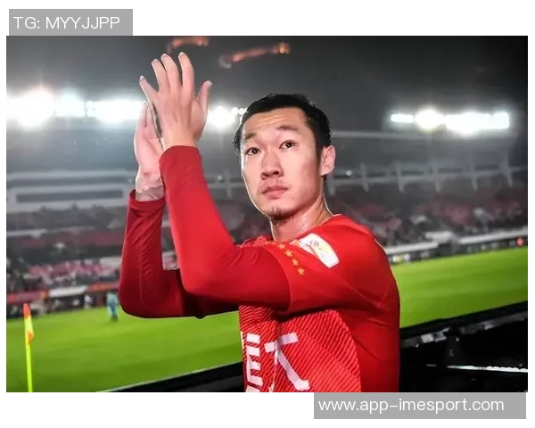 媒体人透露徐新成云南玉昆中场补强首选谈判已接近尾声 媒体人透露徐新成云南玉昆中场补强首选谈判已接近尾声