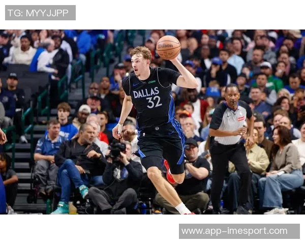 弗拉格单场30分创纪录成第二年轻球员仅次于詹姆斯35分更年轻