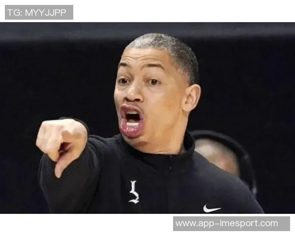 泰伦卢谈比尔先发得分后卫科林斯是否首发记忆模糊