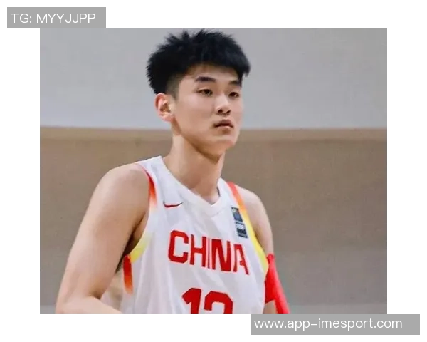 王洪泽表现抢眼10投6中斩获15分8篮板其中5个前场篮板助力球队