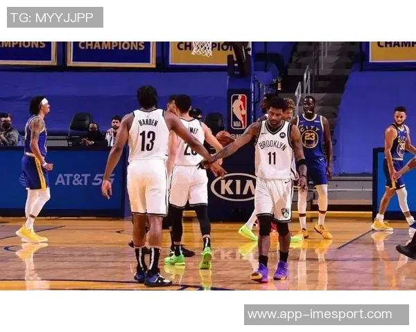 克莱高效表现替补出战23分钟砍下26分6助攻创历史三分命中新高 克莱高效表现替补出战23分钟砍下26分6助攻创历史三分命中新高