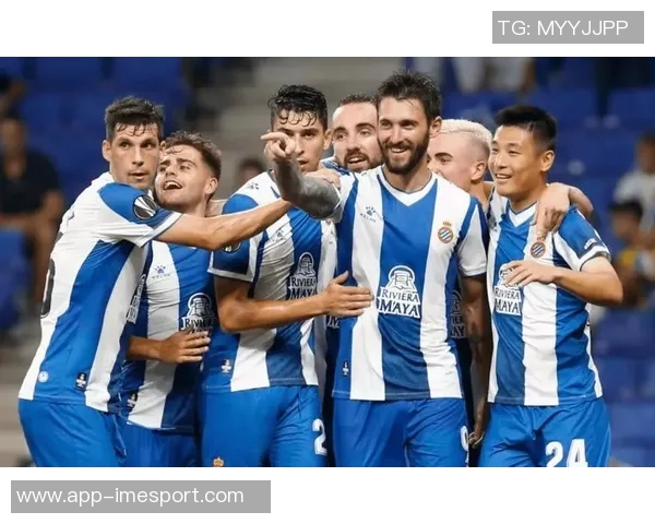 西甲联赛分析皇家社会客场表现出色成功击败对手