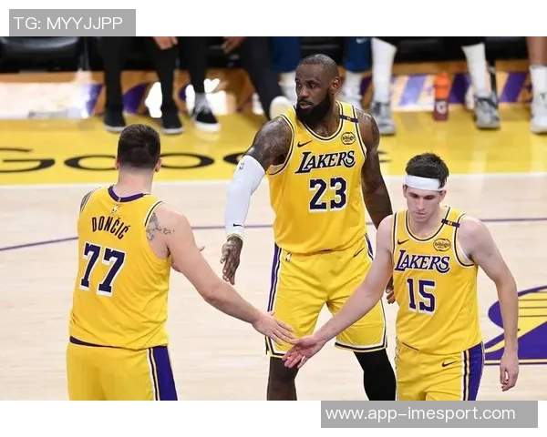 新赛季战力榜揭晓卫冕冠军稳居榜首快船火箭勇士紧随其后湖人成功跻身前十