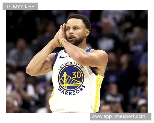 库里本赛季对阵拓者表现惊艳却遭遇三连败令人唏嘘