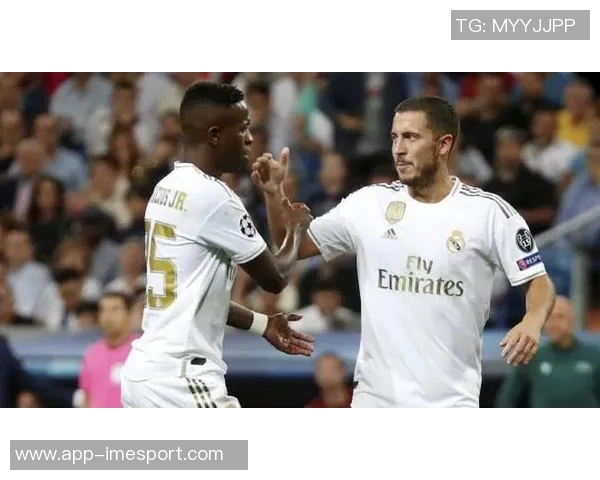 前维拉总监分析维尼修斯若去沙特皇马或将引进哈兰德的可能性 前维拉总监分析维尼修斯若去沙特皇马或将引进哈兰德的可能性