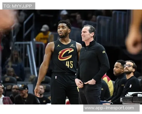 阿特金森赛前对米切尔的特别要求首次公开他期待40分的背后故事